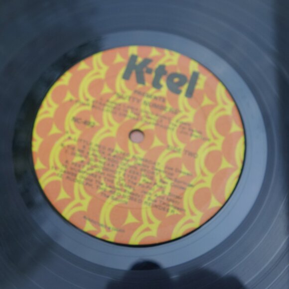 Vintage 1978 K-Tel NC 492 Nutty Numbers As Advertised on Television Vinyl Record - Picture 5 of 15